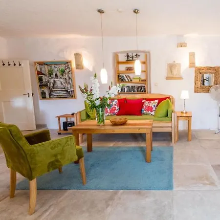 Olive Tree Vila